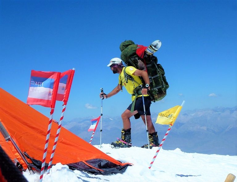 Combien De Kilos Peut Porter Une Fourmi Slava, porteur kirghize – Alpine Mag