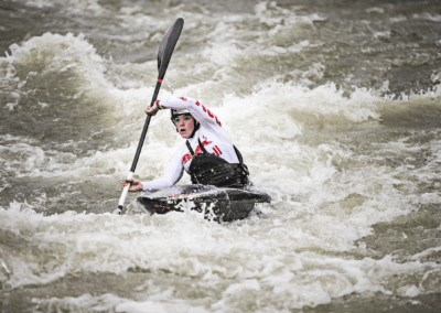 Nouria Newman : La kayakiste volante