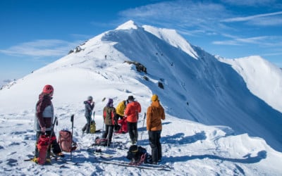 Ski de rando : la carto des vigilances est plus qu’un outil de gestion du risque d’avalanche