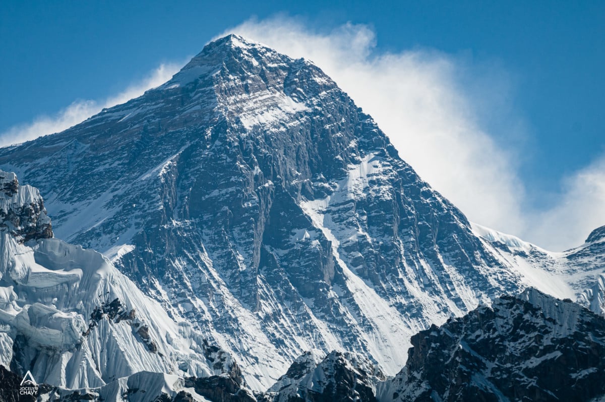 L’Everest à 15000 dollars – Alpine Mag