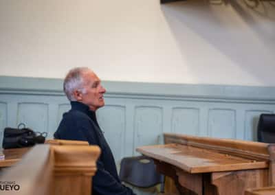 Christophe Profit, à la barre, dans la tempête