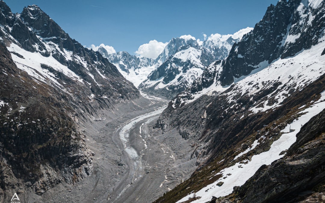 Dans les Alpes, températures en hausse, glaciers en recul et écroulements : le bilan inquiétant de 2025