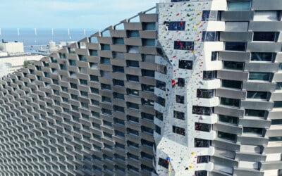Escalade à CopenHill : Adam Ondra sur le plus grand mur artificiel du monde