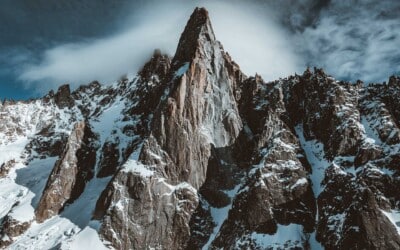 Les douze solos majeurs de la face ouest des Drus