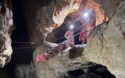 Neuf heures coincé sous terre : récit du secours hors norme d’un jeune spéléo à la Dent de Crolles