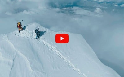 Everest à skis : les images exceptionnelles de la descente historique d&rsquo;Andrzej Bargiel