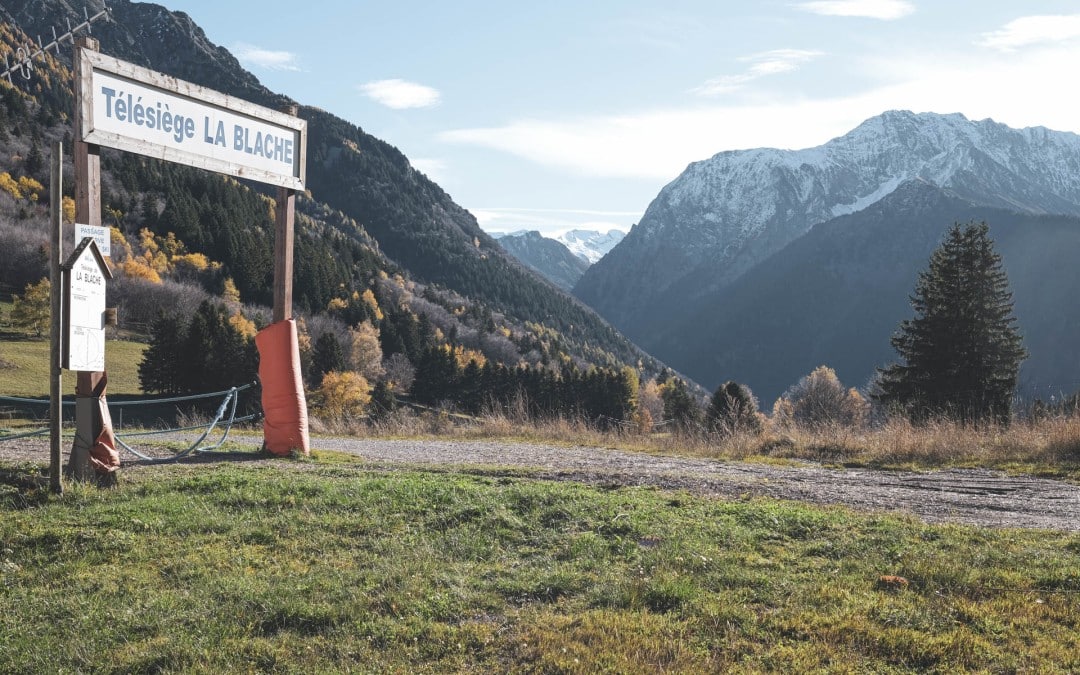 Alpe du Grand Serre : comment une station de ski condamnée il y a deux ans repart pour trente ans