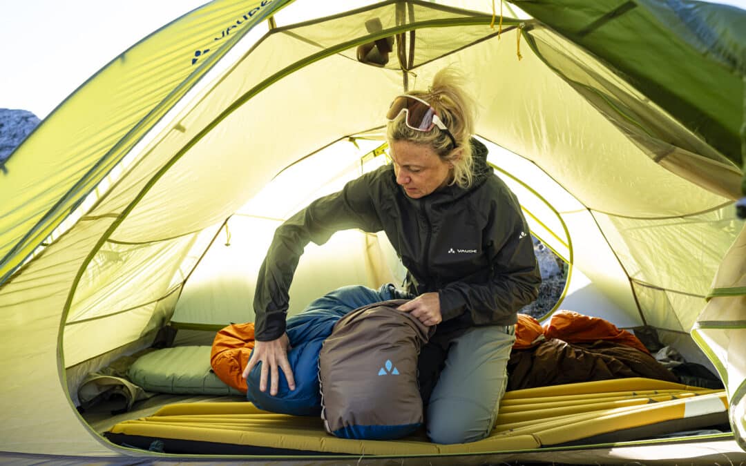 Surfréquentation : le Parc national des Écrins resserre les règles du bivouac et ouvre la possibilité de quotas