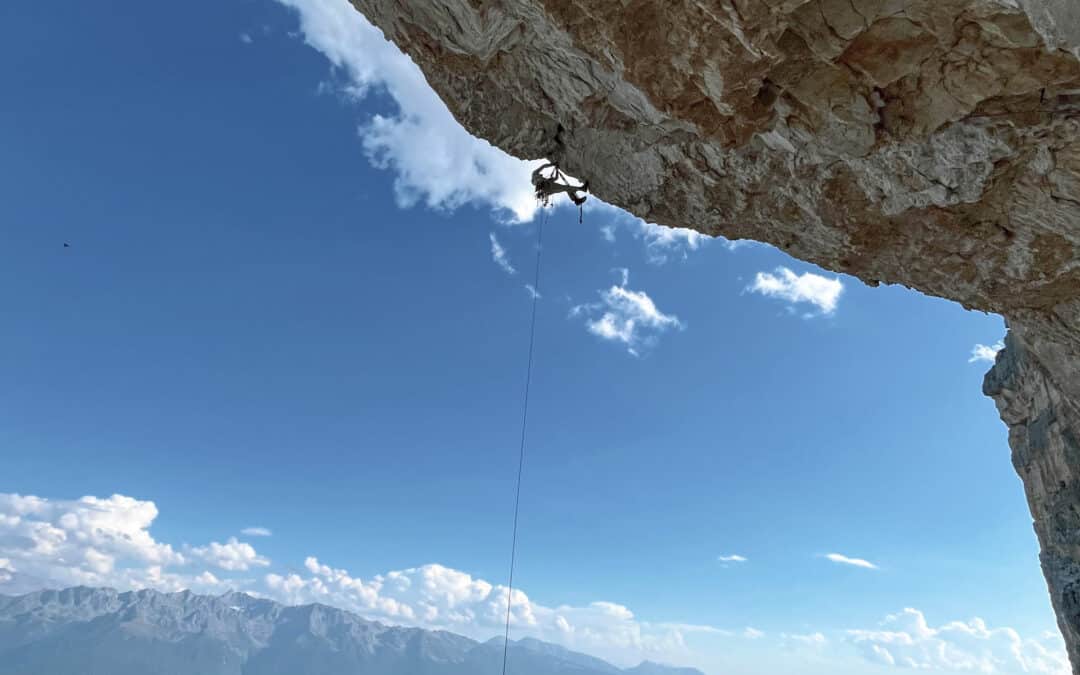 Trilogie en Chartreuse : trois alpinistes enchaînent trois voies majeures qui résistent au temps