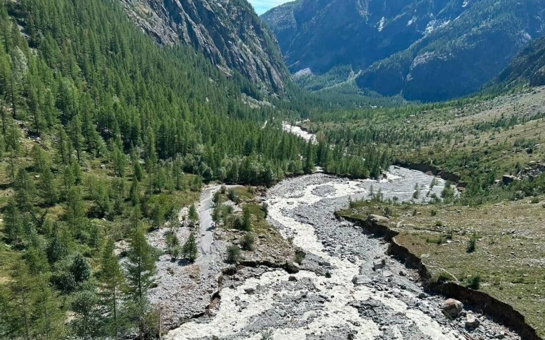 Écrins : la destruction de la route du Pré de Madame Carle bouleverse l’accès aux refuges