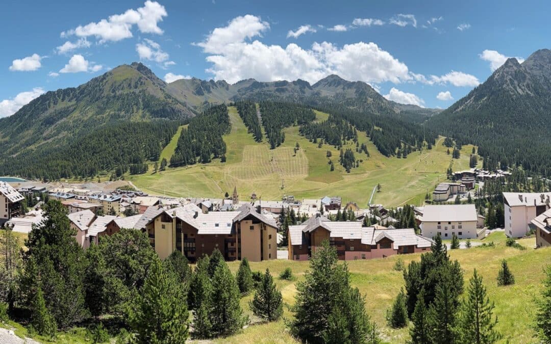 JO 2030 : à Montgenèvre, faut-il sacrifier une forêt pour quelques jours de compétition ?